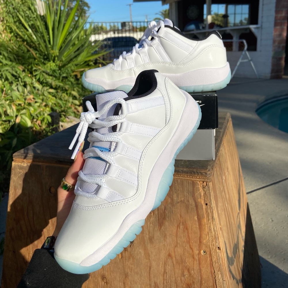 Air Jordan 11 Retro ‘Legend Blue' ( SOLD)